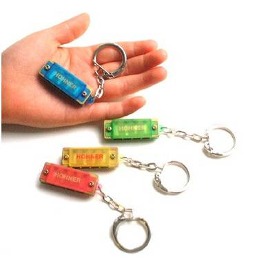 Фото HOHNER Mini Color Harp C - Губная гармоника уменьшенная Хонер