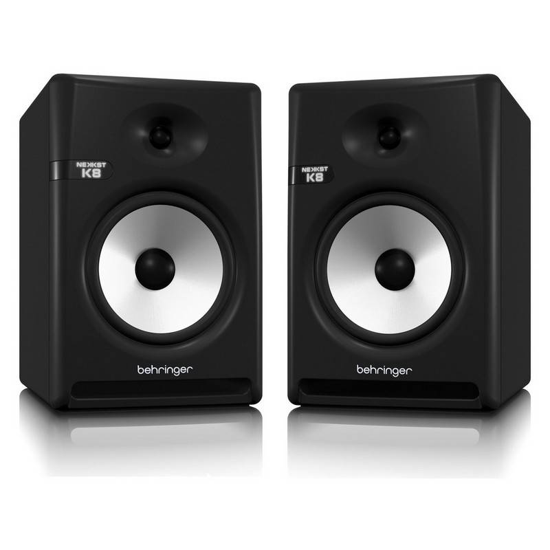 Фото Behringer K8