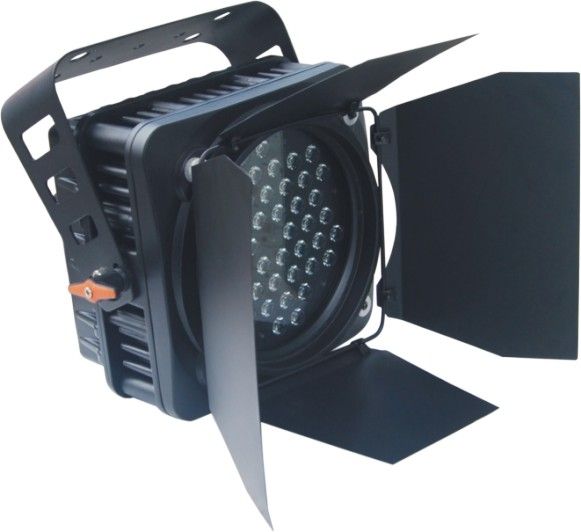 Фото Сценический световой прибор NIGHTSUN SPC042(A)