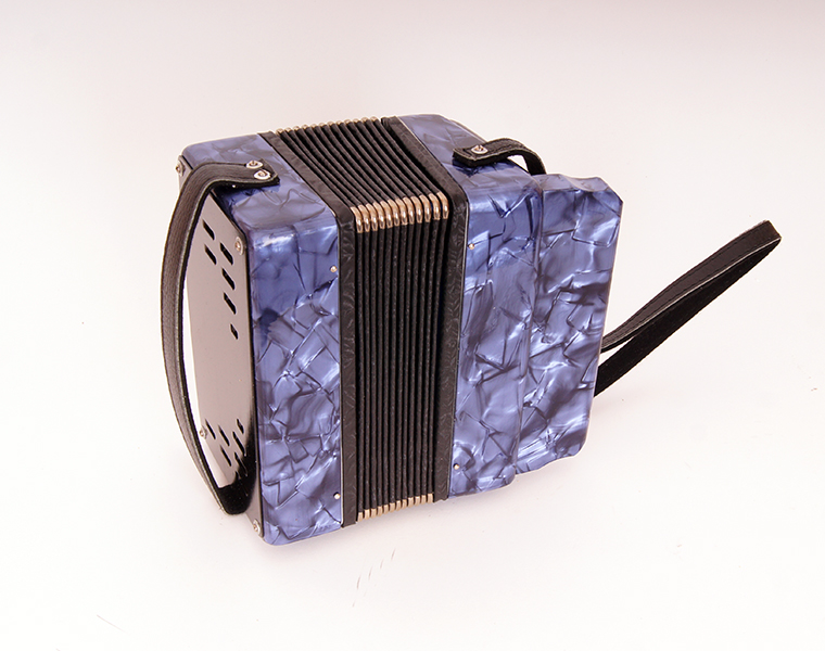 Фото Гармонь "Сувенир" Шуйская гармонь S40XL-C-BL