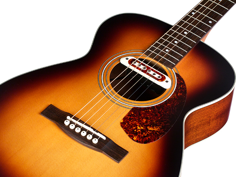 Фото Электроакустическая гитара GUILD M-240E Troubadour Concert