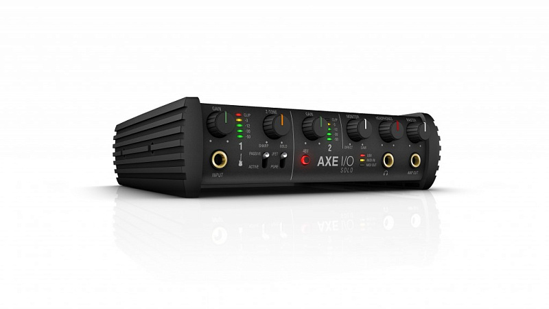 Фото IK Multimedia AXEIOSAT5 Аудиоинтерфейс AXE I/O Solo + AmpliTube 5