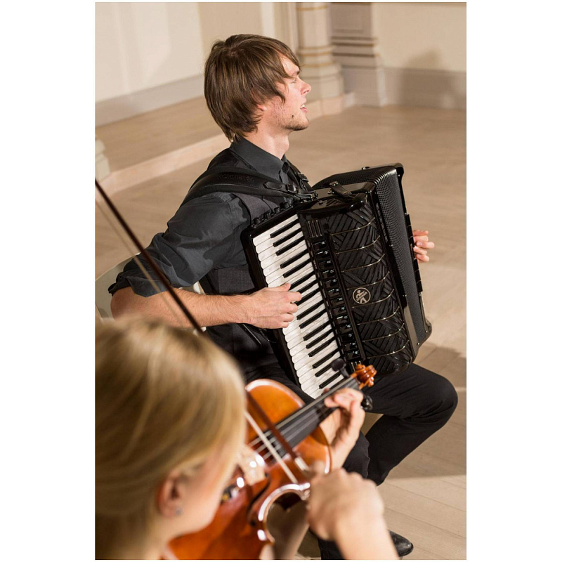 Фото HOHNER MATTIA IV 120 BK gun black - Аккордеон 4/4 Хонер