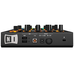 Native Instruments TRAKTOR KONTROL D2