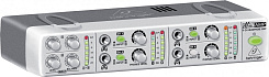 Behringer AMP800